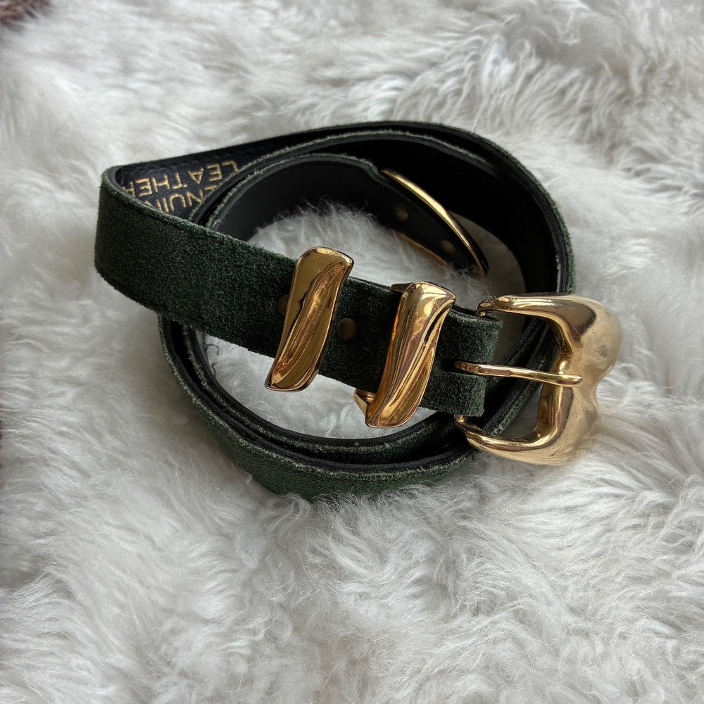 Vintage Axcess Green Suede Leather Belt Gold Heart Buckle Size M 80s 90s